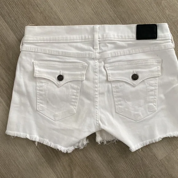 Denim short - Picture 2 of 2